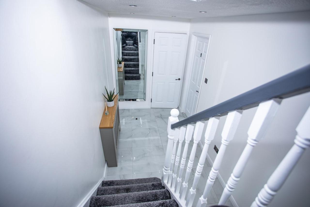 ホテル La Vida In Casa Thamesmead  エクステリア 写真